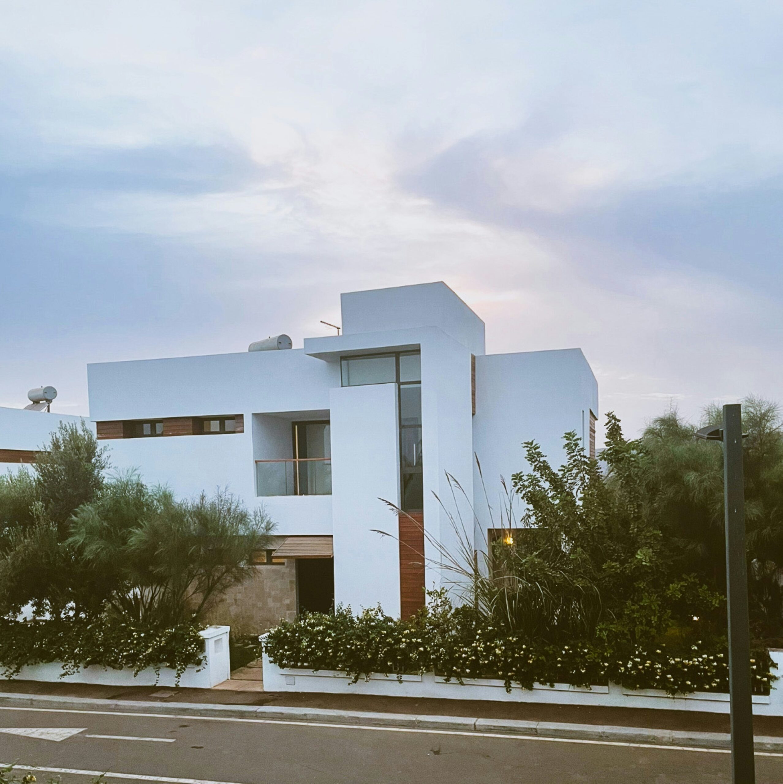 obingo-77-QwACChyxHJY-unsplash